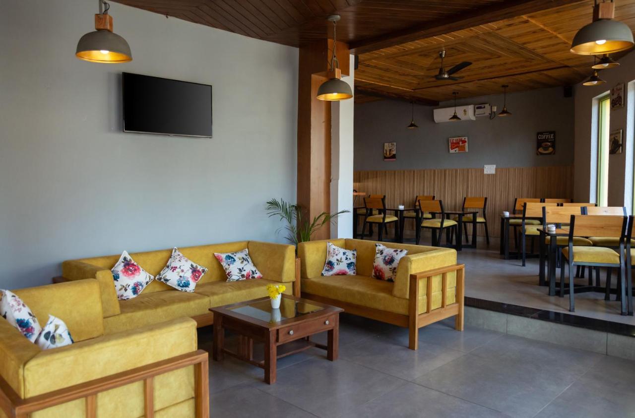 Hotel Peepal Tree Rishīkesh Zewnętrze zdjęcie